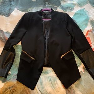 Zara Basic Black Blazer with faux leather accents and gold zipper.  Size XL